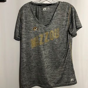 XL Russel Mizzou v neck t shirt